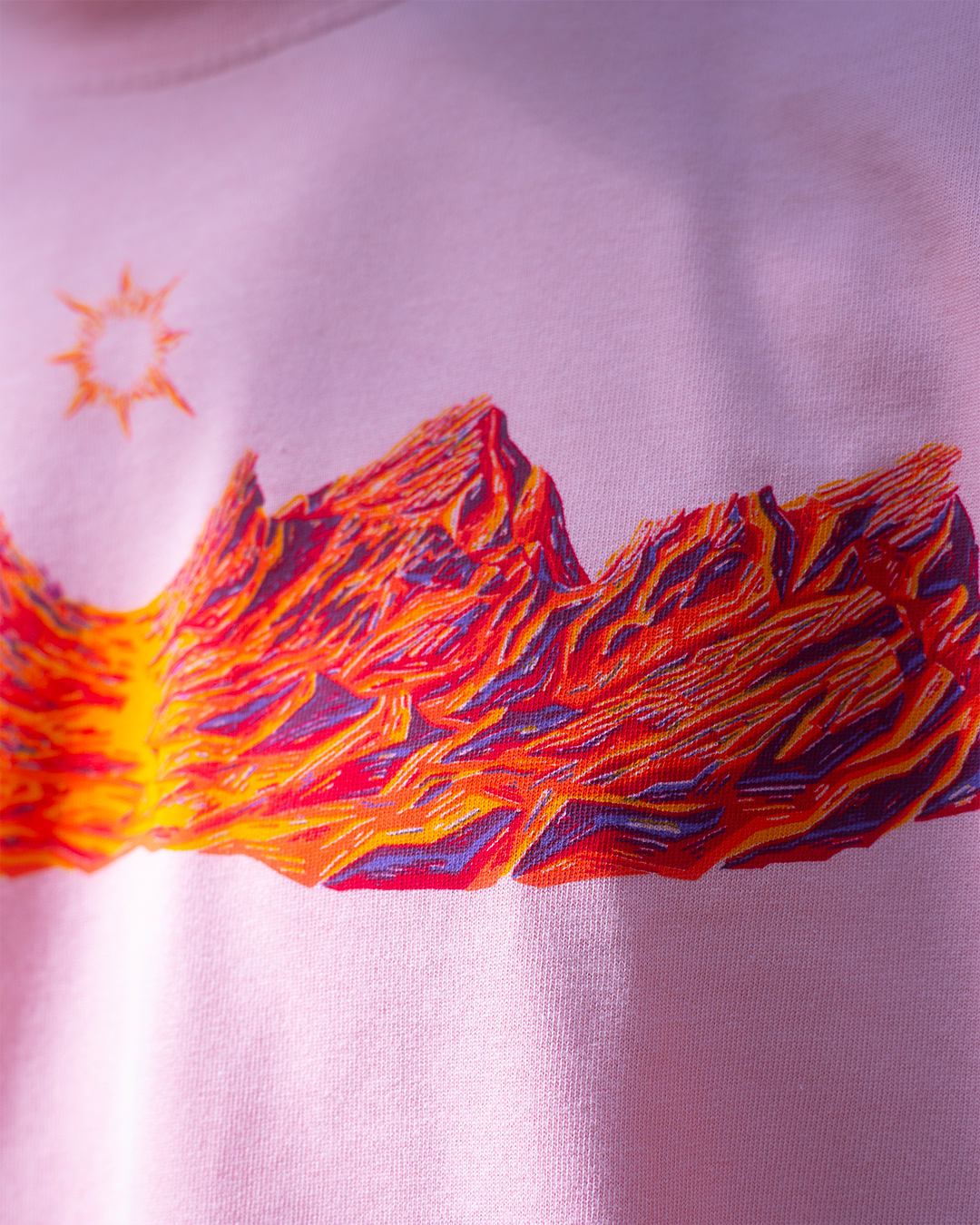 Tee-shirt Montagnes Vespérales Rose Quelque Part